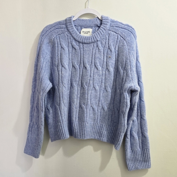 S O L D Light Blue Cable Knit Sweater size XS - Picture 2 of 14